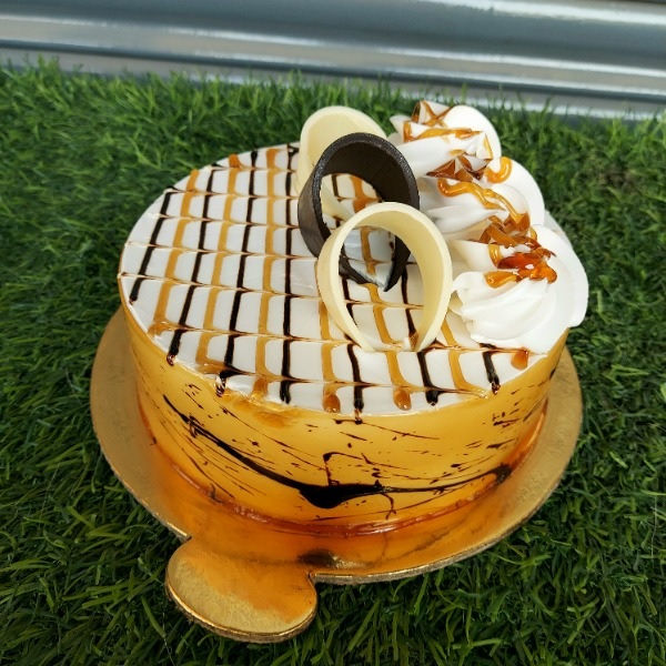 Order Butterscotch Cake online | Get same day delivery PAN India in 3 hours