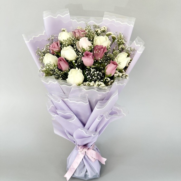 Order Premium Bouquet Of Pink And White Roses online | Get same day ...