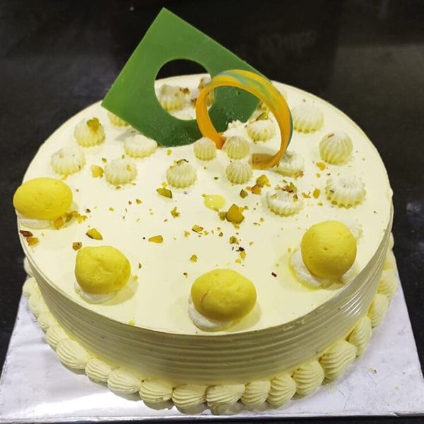 Order Rasmalai Cake online | Get same day delivery PAN India in 3 hours