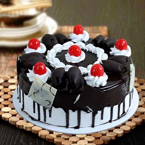 Order Special Black Forest Cake online | Get same day delivery PAN ...