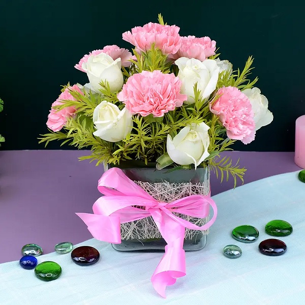 Order Carnation & Roses Online online | Get same day delivery PAN India ...
