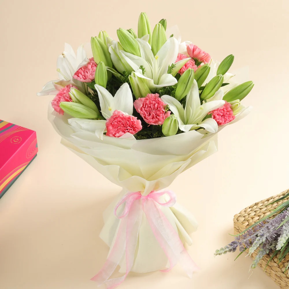 Order Bunch Of Lilies And Carnation online | Get same day delivery PAN ...