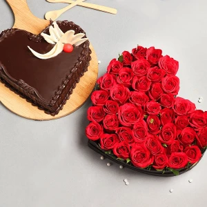 Lovely Floral And Cake Hamper