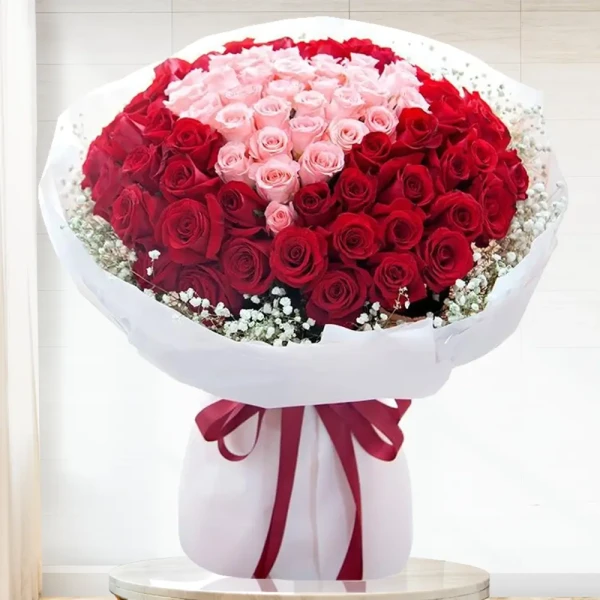 Exotic Bouquet Red And Pink Roses