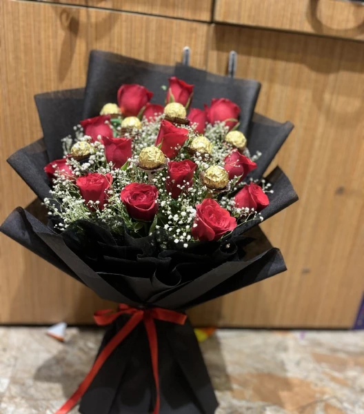 Red Roses N Rocher Combo