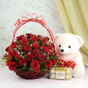 Infinite Love for red roses & teddy