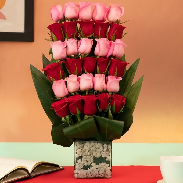 Red and Pink Roses in Vase