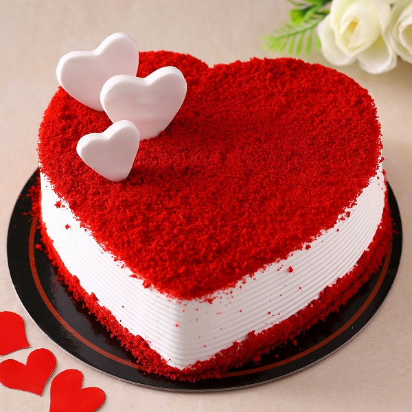 Heartlicious Cake